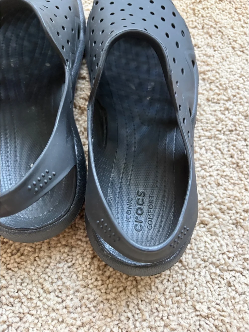 Crocs Men's Swiftwater Wave Sandals black size 9 M